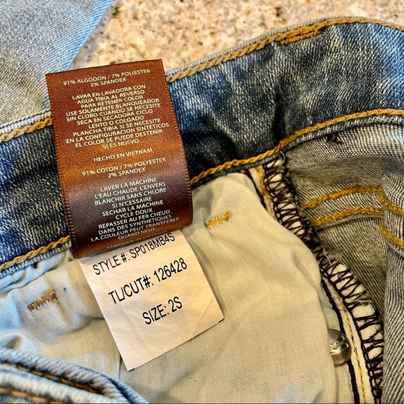 Kut from the Kloth Jeans - Picture 8 of 8